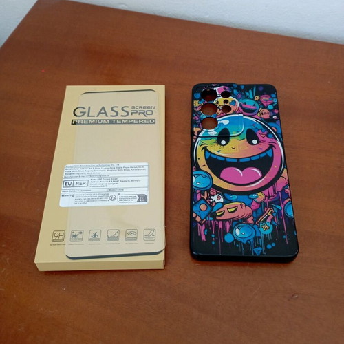S21 Ultra glass screen protector and case new