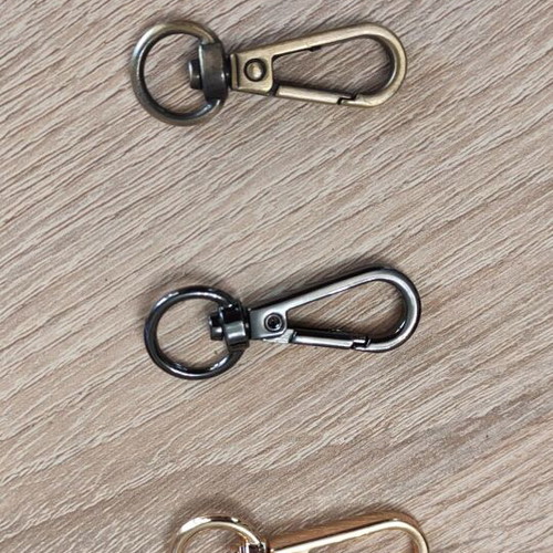 Metal parrot hook 1 cm new, set of 12 pieces