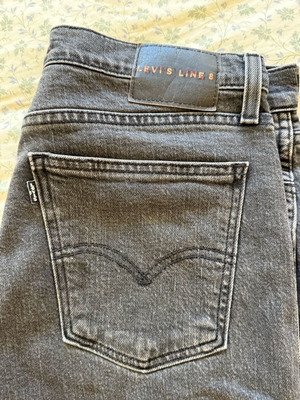 Levi's Line 8 Slim Fit Jeans used, gray with fading, size 33x32