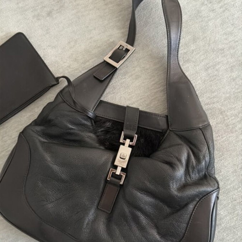 Gucci Jackie vintage black medium shoulder bag with fur lining