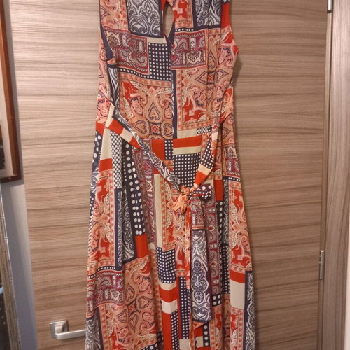 M&Co dress sleeveless with asymmetric hem new, size 48