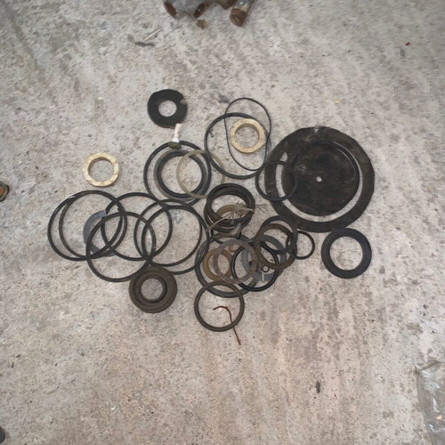 Various old hydraulic parts used