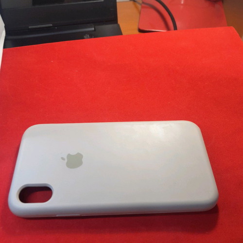 Genuine silicone case for iPhone XR used, ice white
