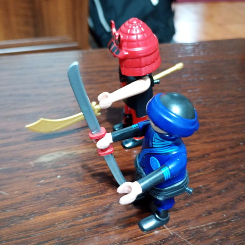 Playmobil Asian warriors used, pack of 2 ninja and samurai
