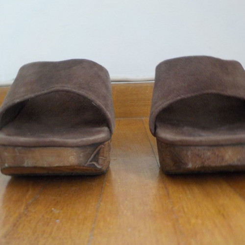 Suede sandals handmade new, 9 cm heel, brown