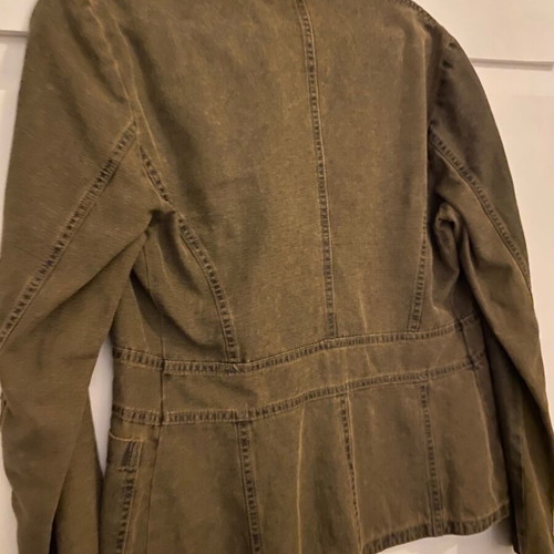 Sisley denim jacket like new, classic brown fitted