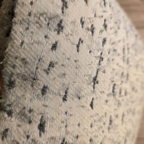 Decorative pillow used 35x35