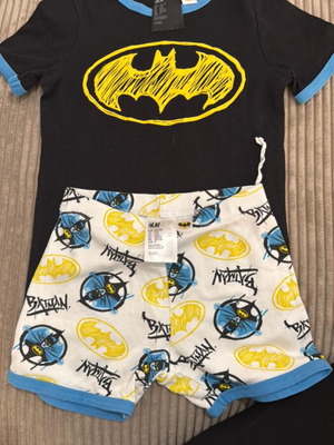 Batman pajamas set H&M like new, 5-6 years
