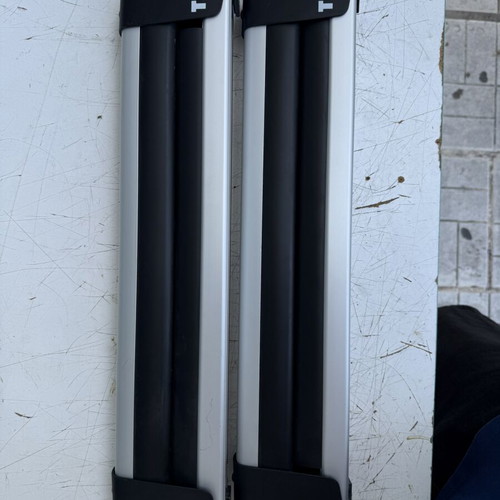 Thule Ski Racks like new