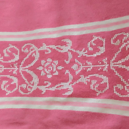 Large woven pillowcase like new with handmade embroidery 80x50 cm