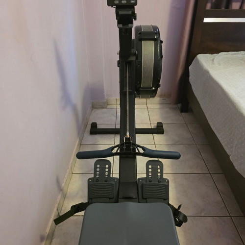 Concept2 RowErg Rowing Machine Model 2712C Like New