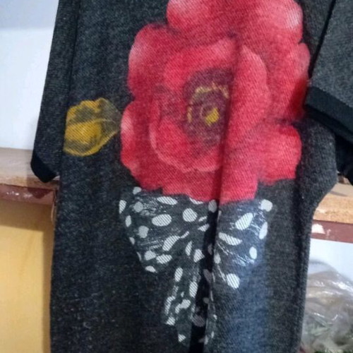 Knitted women's long blouse like new, multicolored