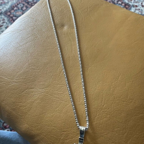 Chain new
