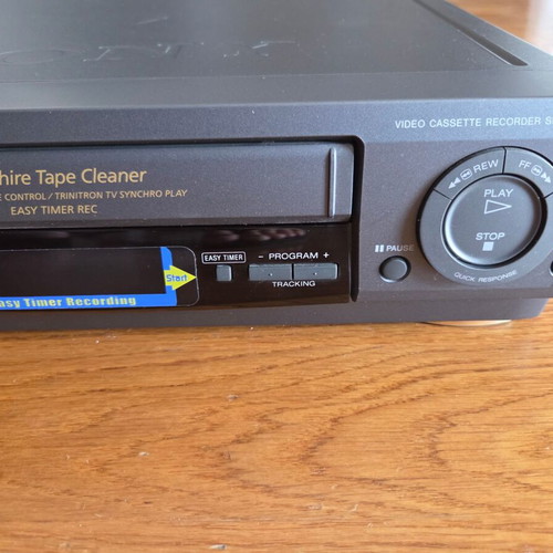 Sony SLV-ED1 VCR VHS player used, includes AV cable