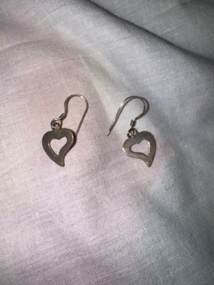 Silver 925 heart earrings new, silver color