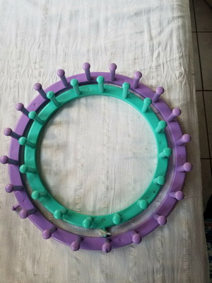 Knitting looms like new, two pieces, 25 and 30 cm diameter