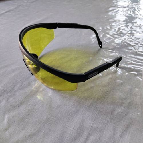 Oregon work safety glasses with yellow lenses new