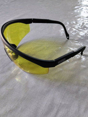 Oregon work safety glasses with yellow lenses new