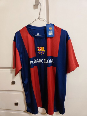 Μπλούζα FC Barcelona καινούργια, αυθεντική, μέγεθος XL