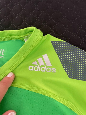 Adidas tshirt Techfit like new, green, size S
