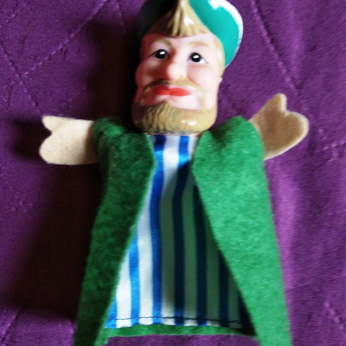 Finger puppets The story Red Riding Hood set of 4 like new