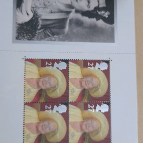 UK Booklet Stamps Queen Elizabeth Queen Mother new