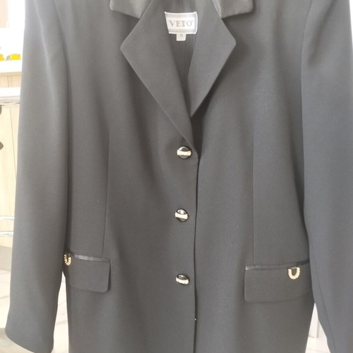 Vintage Veto women's black tailored suit set XL like new