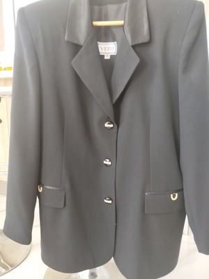 Vintage Veto women's black tailored suit set XL like new