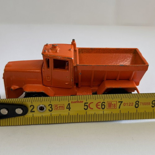 Hot Wheels 1983 Oshkosh Snow Plow used in good condition