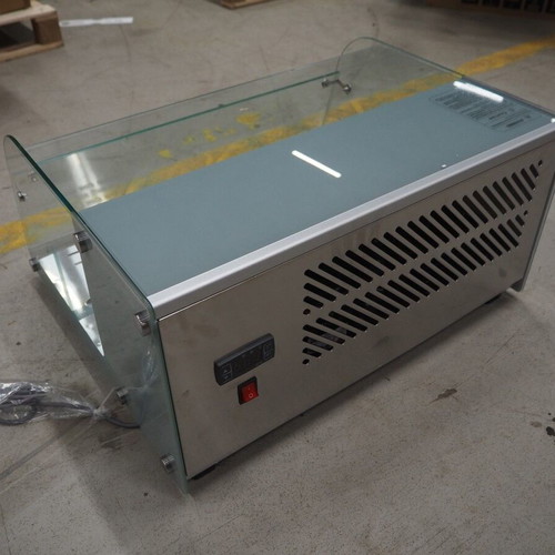 CaterTech CTV 40 tabletop heated display case new