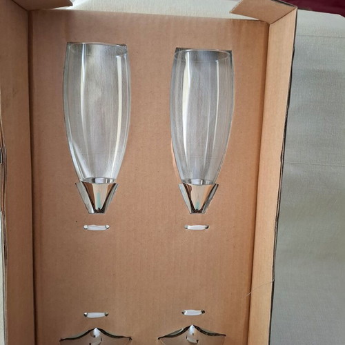 Champagne glasses new, pair with elegant neck design
