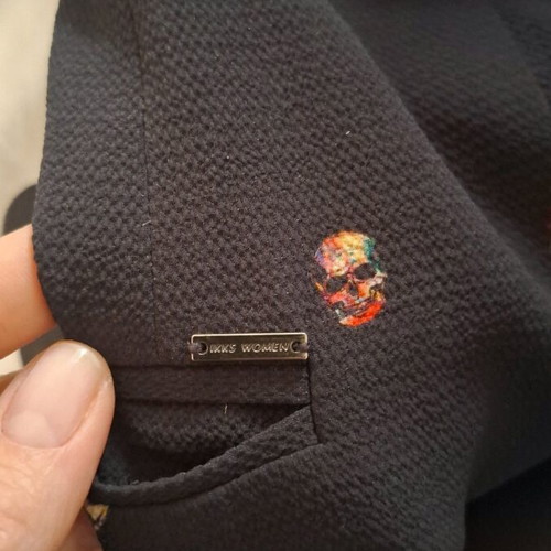 Ikks blazer new with skull and lightning print, tailored fit