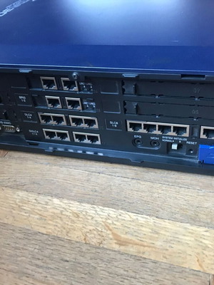 Τηλεφωνικό σύστημα Panasonic KX-TDA30 Hybrid IP-PBX σαν καινούργιο, χωρίς τροφοδοτικό