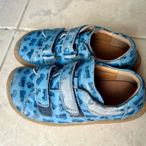 Froddo Barefoot leather shoes size 29 used, blue