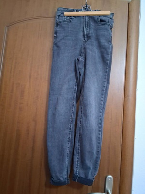 Stradivarius women's super high waist jeans like new, gray