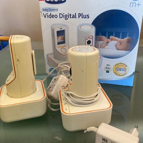 Chicco Baby Control Video Digital Plus Wireless Baby Monitor like new