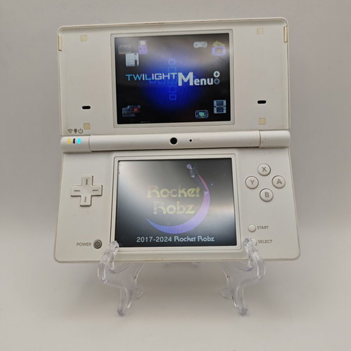 Nintendo Dsi white handheld console with 100+ games