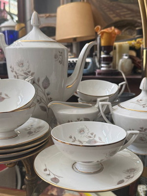 German Vintage Serving Set like new for tea or coffee, porcelain