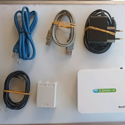Baudtec PSTN T263R1U-A1 router like new with accessories