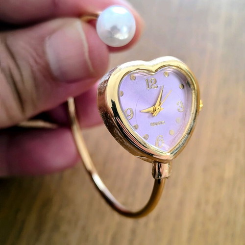 Women's heart-shaped bangle watch with pearl new