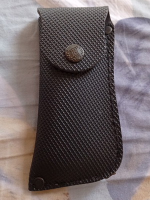 El Seńor Cazador folding knife new with original sheath
