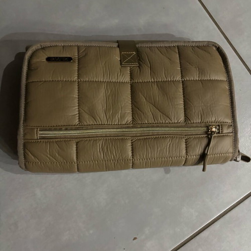 Children's folding changing mat with pockets
