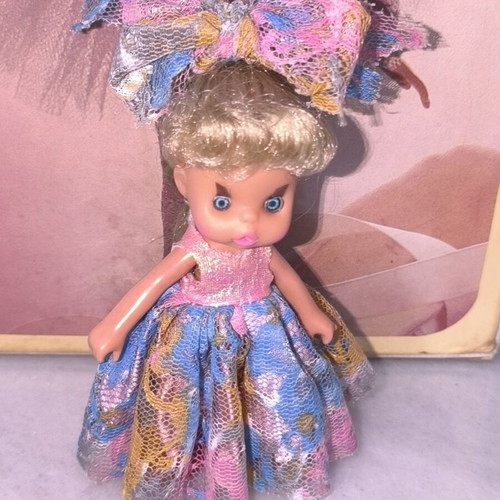 Happy Happy Sister doll like new with rare synthetic hair