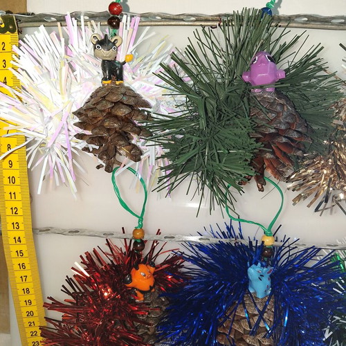 Christmas pinecone ornaments new, set of 12 with unique decorations
