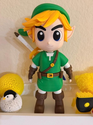 The Legend of Zelda Link figure like new, 23 cm