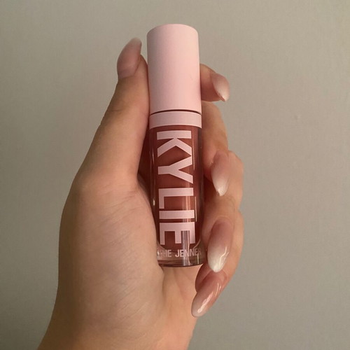 Kylie Cosmetics High Gloss new with box, shade Kylie