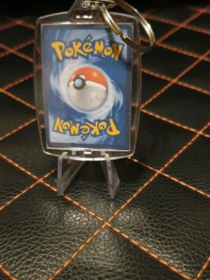 Charizard Keychain like new