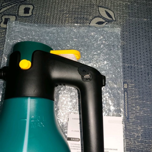 Electric Rechargeable Foam Sprayer 2L New