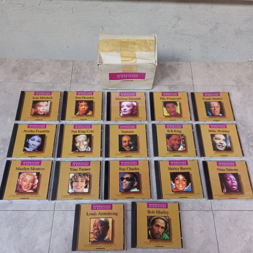 Pack of 17 CDs 18 Karat Collection like new, 1990s
