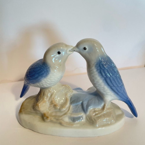 Porcelain figure two blue love birds like new, romantic decoration